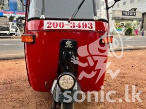 Bajaj 2 strokeThree-wheel