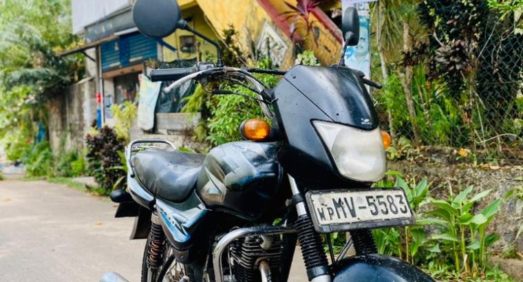 Bajaj CT100